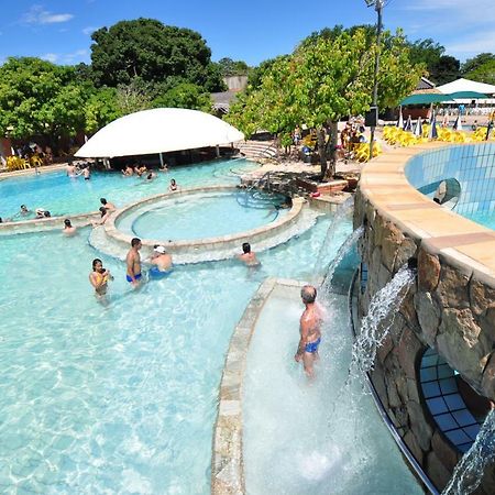 Piazza Acesso Ao Acqua Park Diroma Caldas Novas Lejlighed Eksteriør billede